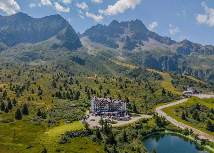 Hotel Piandineve Passo del Tonale